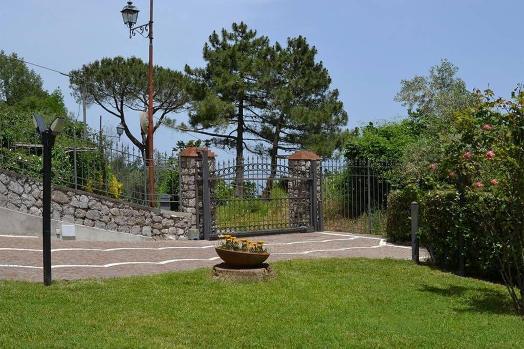 Casa Joyce Lägenhet Sorrento Exteriör bild