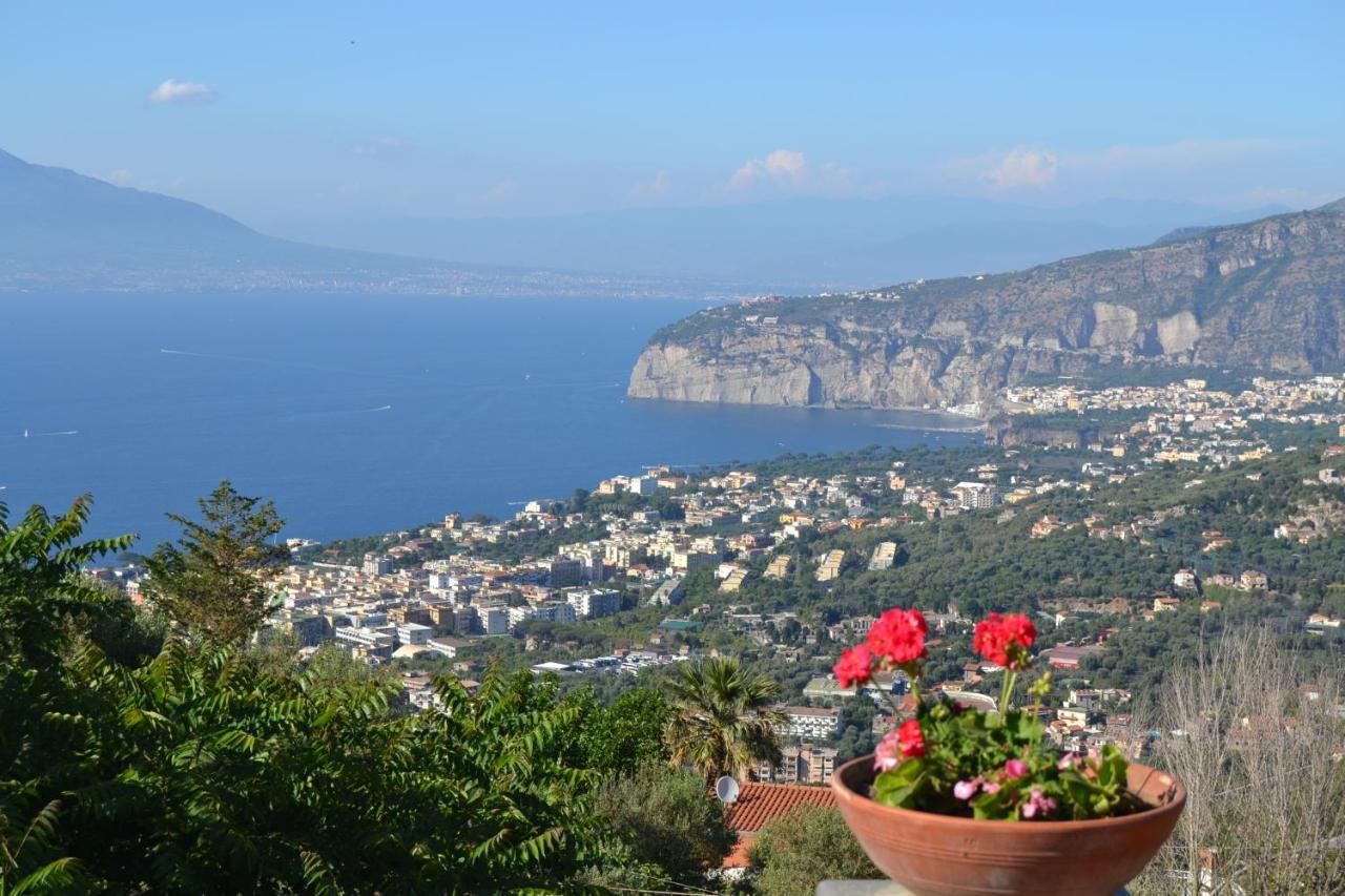 Casa Joyce Lägenhet Sorrento Exteriör bild